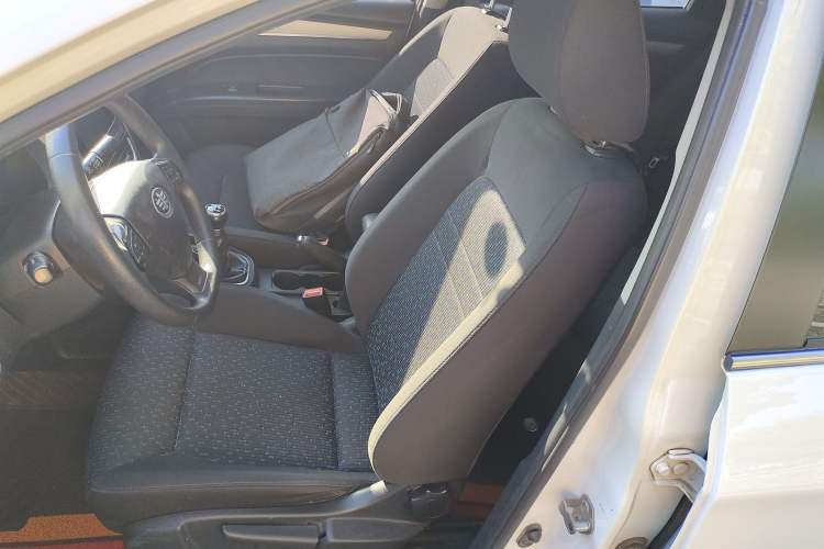 Used Bestune B30 2017 1.6L Manual Luxury Edition Left Front Seat