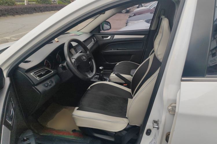 Used Bestune B30 2017 1.6L Manual Luxury Edition Left Front Seat