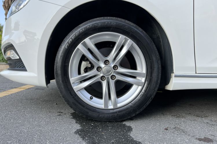Used Bestune B30 2017 1.6L Automatic Luxury Model Left Front Wheel Hub