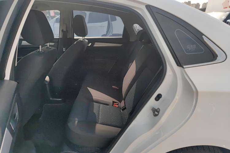 Used Bestune B30 2017 1.6L manual Comfort trim level Left Rear Seat
