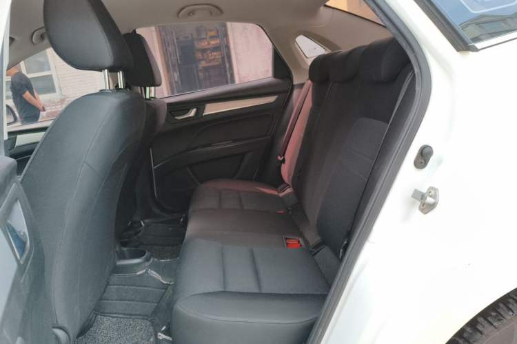 Used Bestune B30 2017 1.6L manual Comfort trim level Left Rear Seat