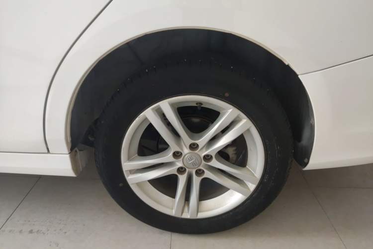 Used Bestune B30 2017 1.6L automatic comfort version Left Rear Wheel Hub