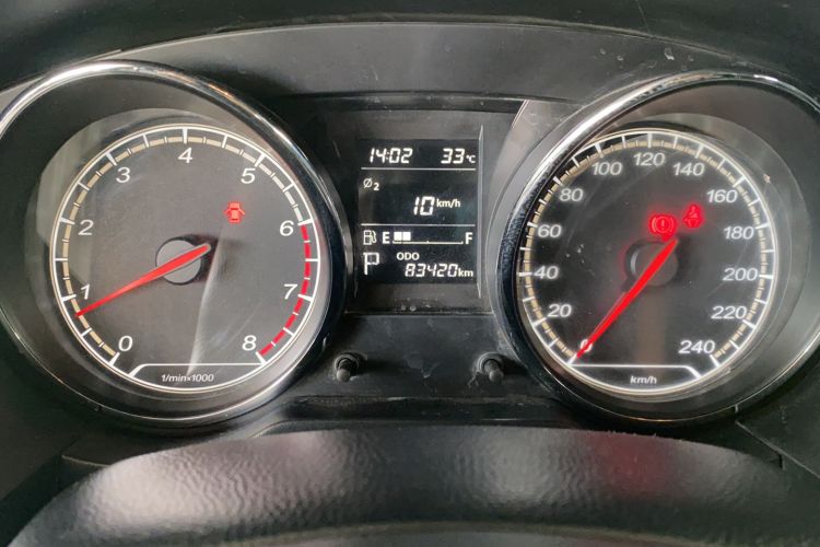 Used Bestune B30 2017 1.6L Automatic Prestige Edition Odometer Close Up