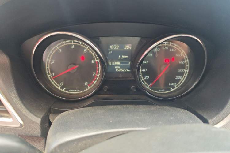 Used Bestune B30 2017 1.6L manual Comfort trim level Odometer Close Up