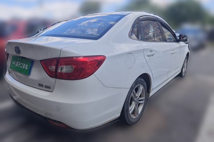 Used Bestune B30 2017 1.6L manual Comfort trim level Rear Right 45 Deg