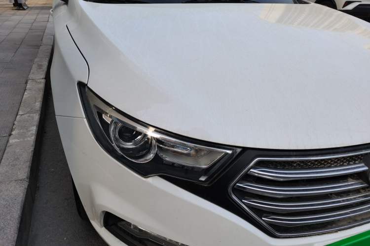 Used Bestune B30 2017 1.6L Automatic Luxury Model Right Front Headlight