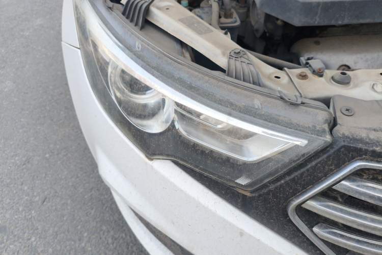 Used Bestune B30 2017 1.6L Automatic Luxury Model Right Front Headlight