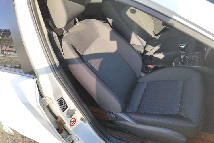 Used Bestune B30 2017 1.6L Manual Luxury Edition Right Front Seat