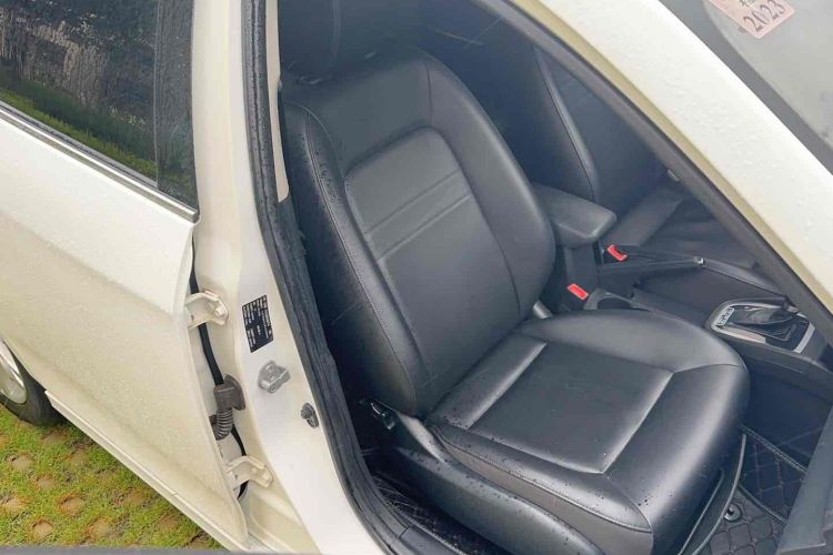 Used Bestune B30 2017 1.6L automatic comfort version Right Front Seat