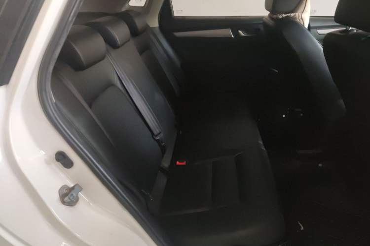 Used Bestune B30 2017 1.6L automatic comfort version Right Rear Seat