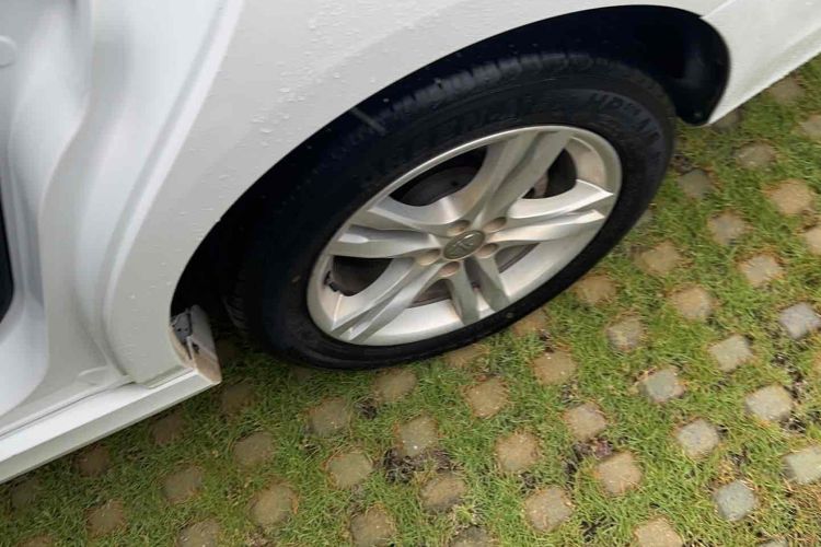 Used Bestune B30 2017 1.6L automatic comfort version Right Rear Wheel Hub