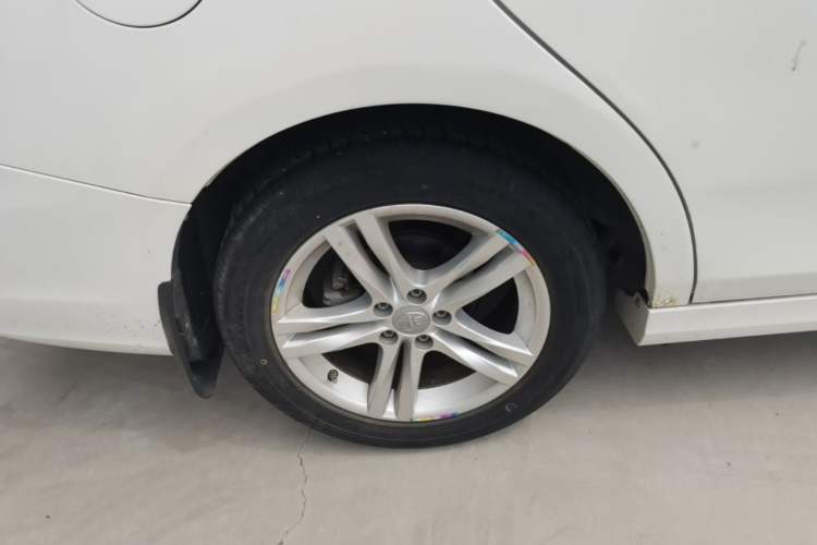 Used Bestune B30 2017 1.6L Manual Luxury Edition Right Rear Wheel Hub