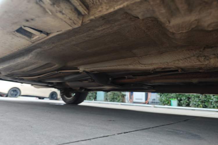 Used Bestune B30 2017 1.6L Automatic Prestige Edition Right Side Sill