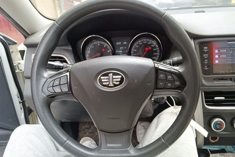 Used Bestune B30 2017 1.6L Manual Luxury Edition Steering Wheel