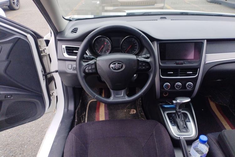 Used Bestune B30 2017 1.6L Automatic Luxury Model Steering Wheel