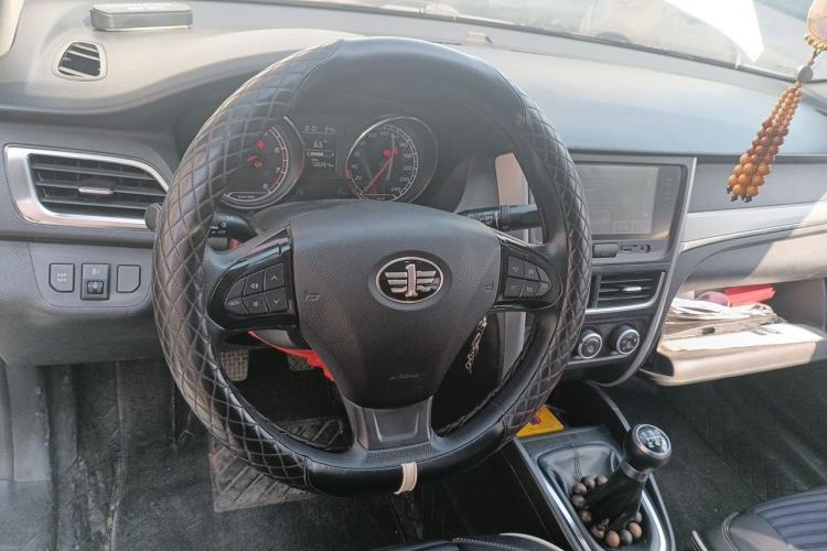 Used Bestune B30 2017 1.6L Manual Luxury Edition Steering Wheel