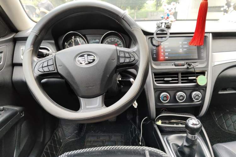 Used Bestune B30 2017 1.6L Manual Luxury Edition Steering Wheel