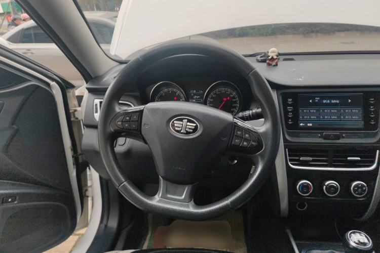 Used Bestune B30 2017 1.6L Manual Luxury Edition Steering Wheel