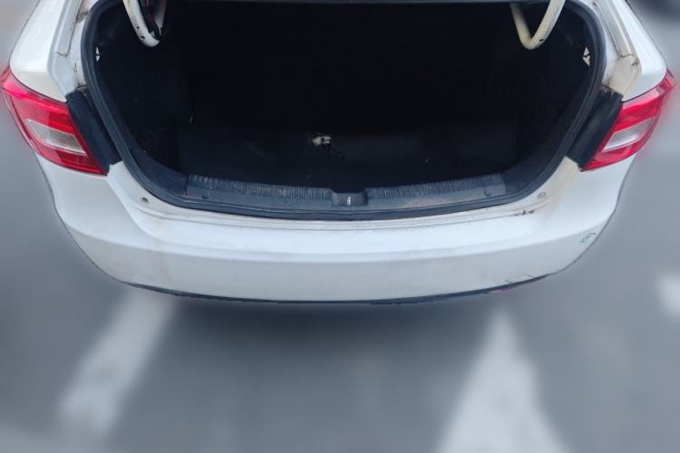 Used Bestune B30 2017 1.6L manual technology version Trunk