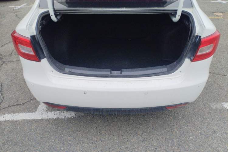 Used Bestune B30 2017 1.6L Automatic Luxury Model Trunk