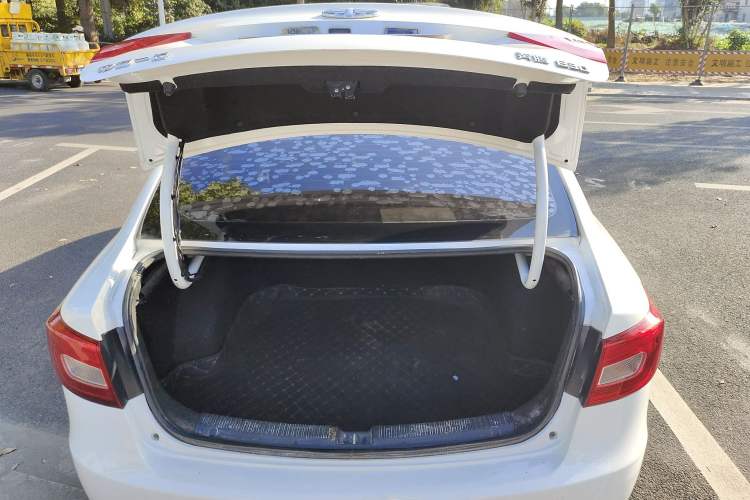 Used Bestune B30 2017 1.6L Manual Luxury Edition Trunk