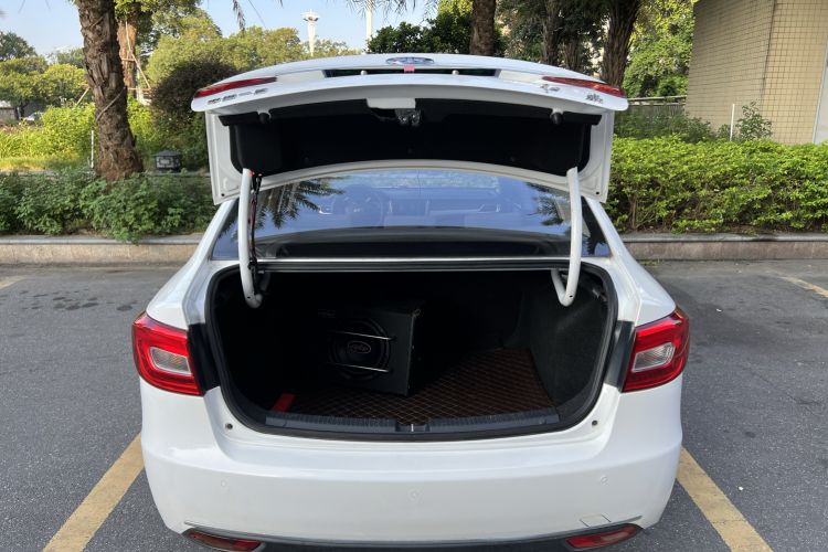 Used Bestune B30 2017 1.6L Automatic Luxury Model Trunk