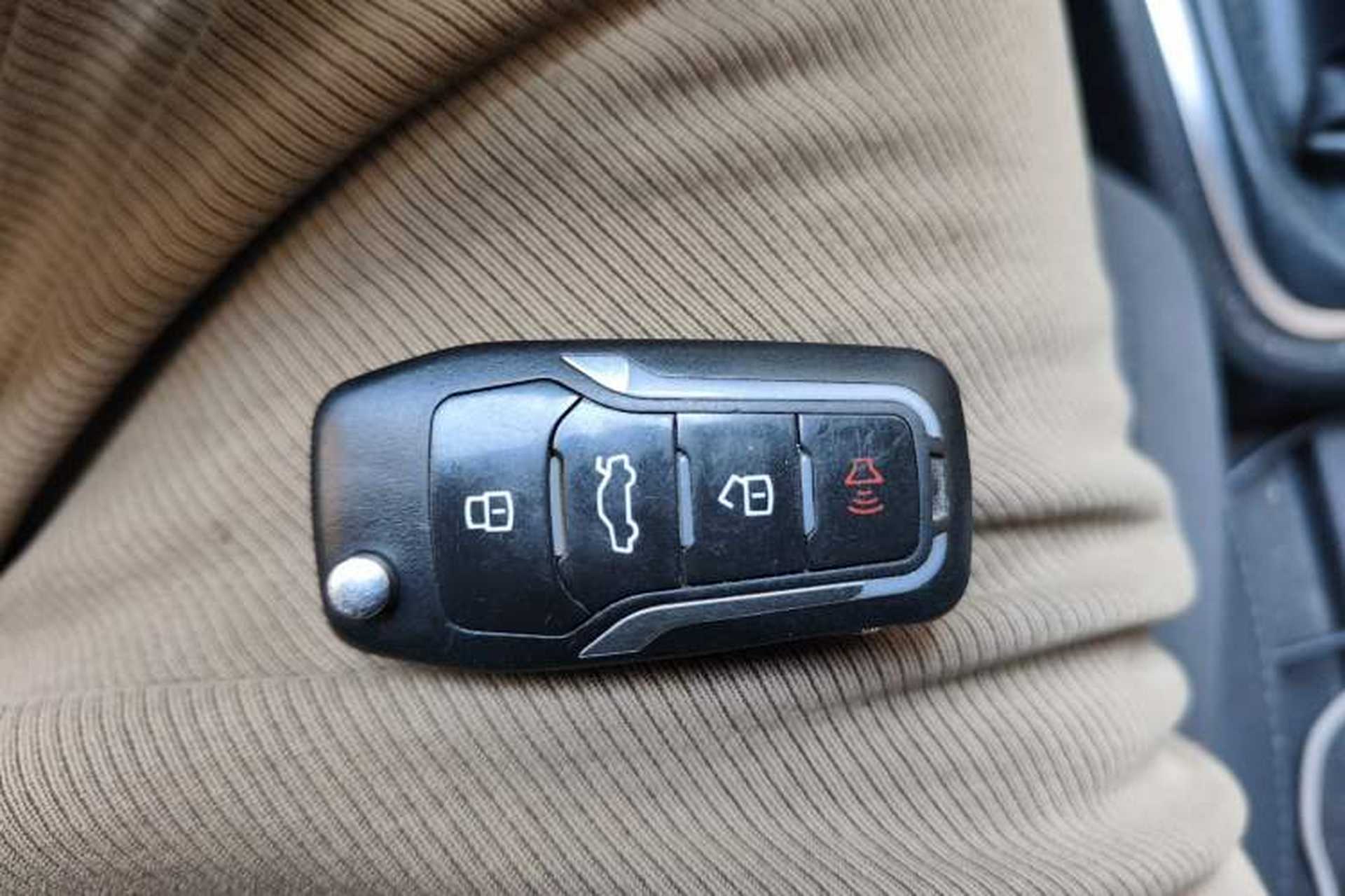 Used Bestune B30 2017 1.6L manual technology version Vehicle Key