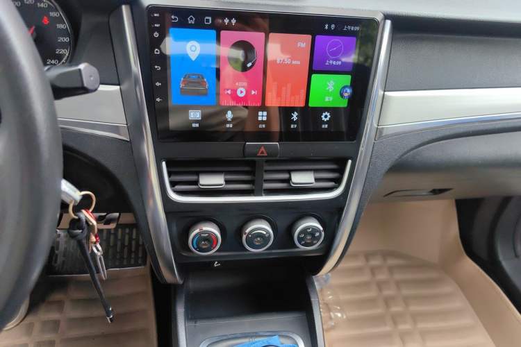 Used Bestune B30 2018 1.6L Manual 20th Anniversary Edition Audio And AC Panel