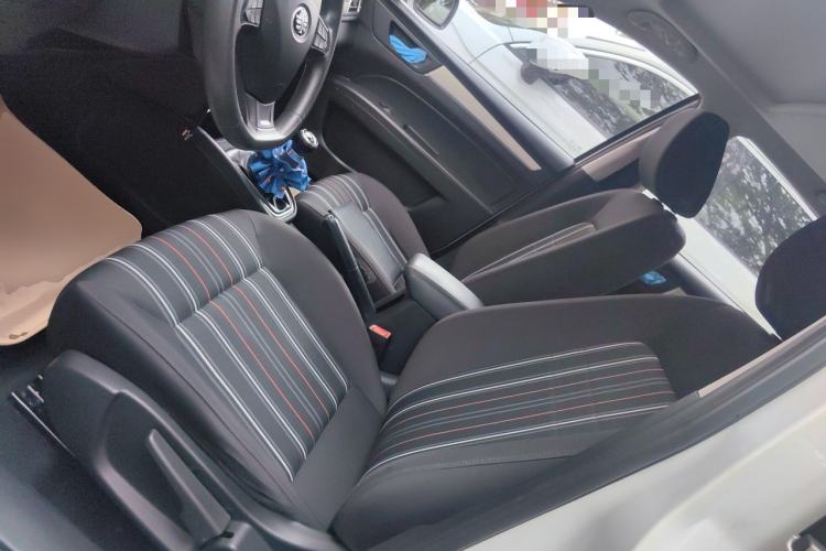 Used Bestune B30 2018 1.6L Manual 20th Anniversary Edition Left Front Seat