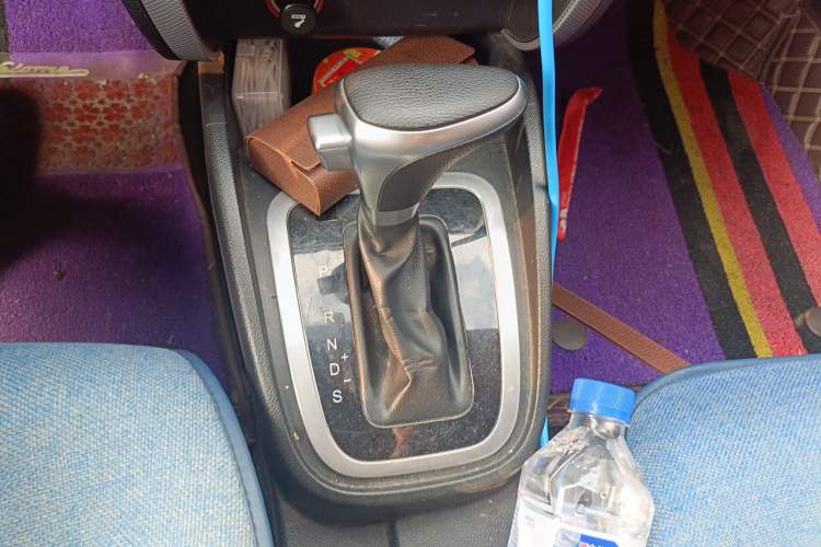 Used Bestune B30 2019 1.6L Automatic Comfort Model Gear Lever