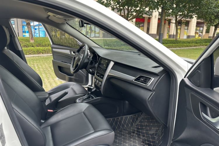 Used Bestune B30 2019 1.6L Automatic Comfort Model Interior 10