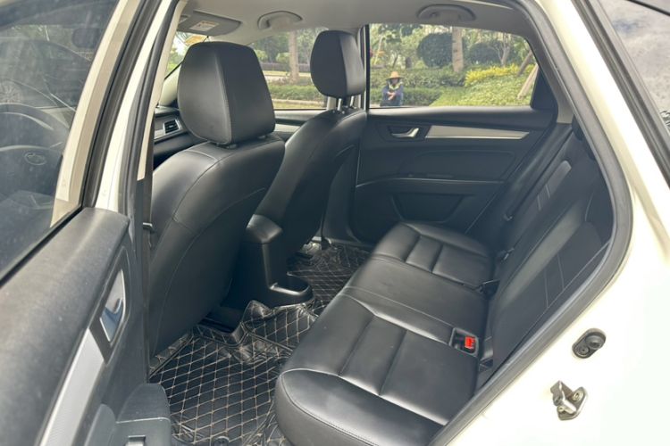 Used Bestune B30 2019 1.6L Automatic Comfort Model Interior 2