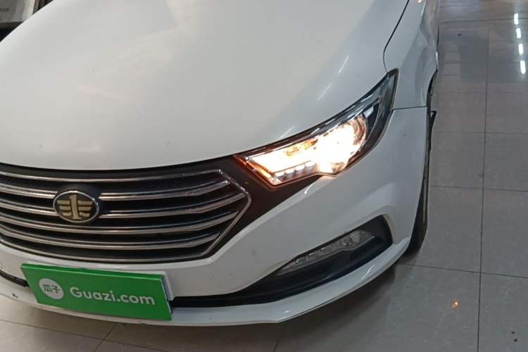 Used Bestune B30 2019 1.6L Automatic Comfort Model Left Front Headlight