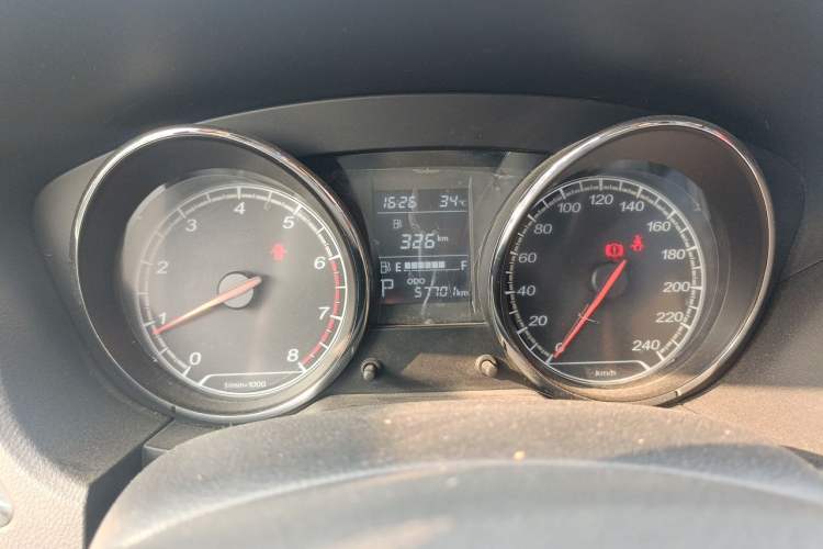 Used Bestune B30 2019 1.6L Automatic Comfort Model Odometer Close Up