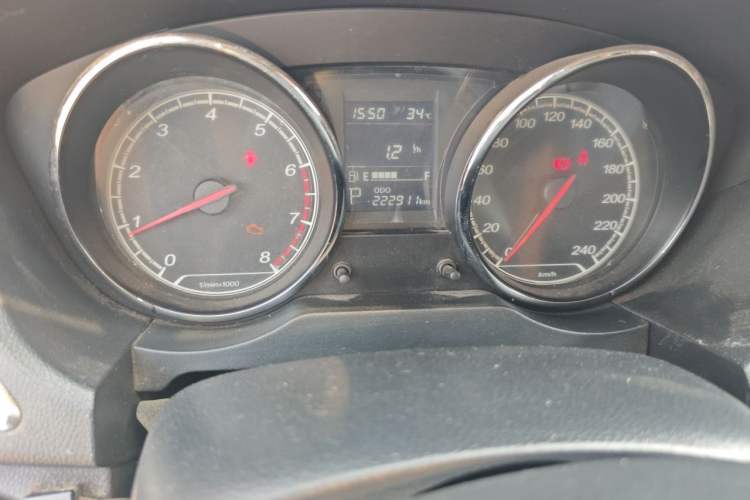 Used Bestune B30 2019 1.6L Automatic Comfort Model Odometer Close Up