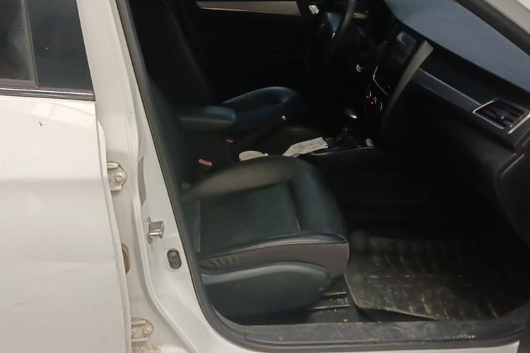 Used Bestune B30 2019 1.6L Automatic Comfort Model Right Front Seat