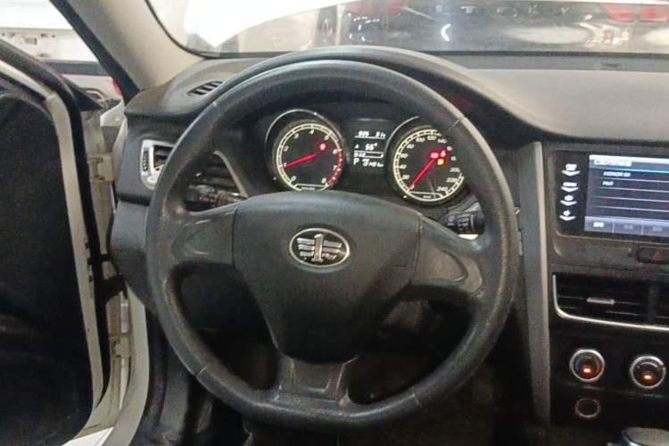 Used Bestune B30 2019 1.6L Automatic Comfort Model Steering Wheel