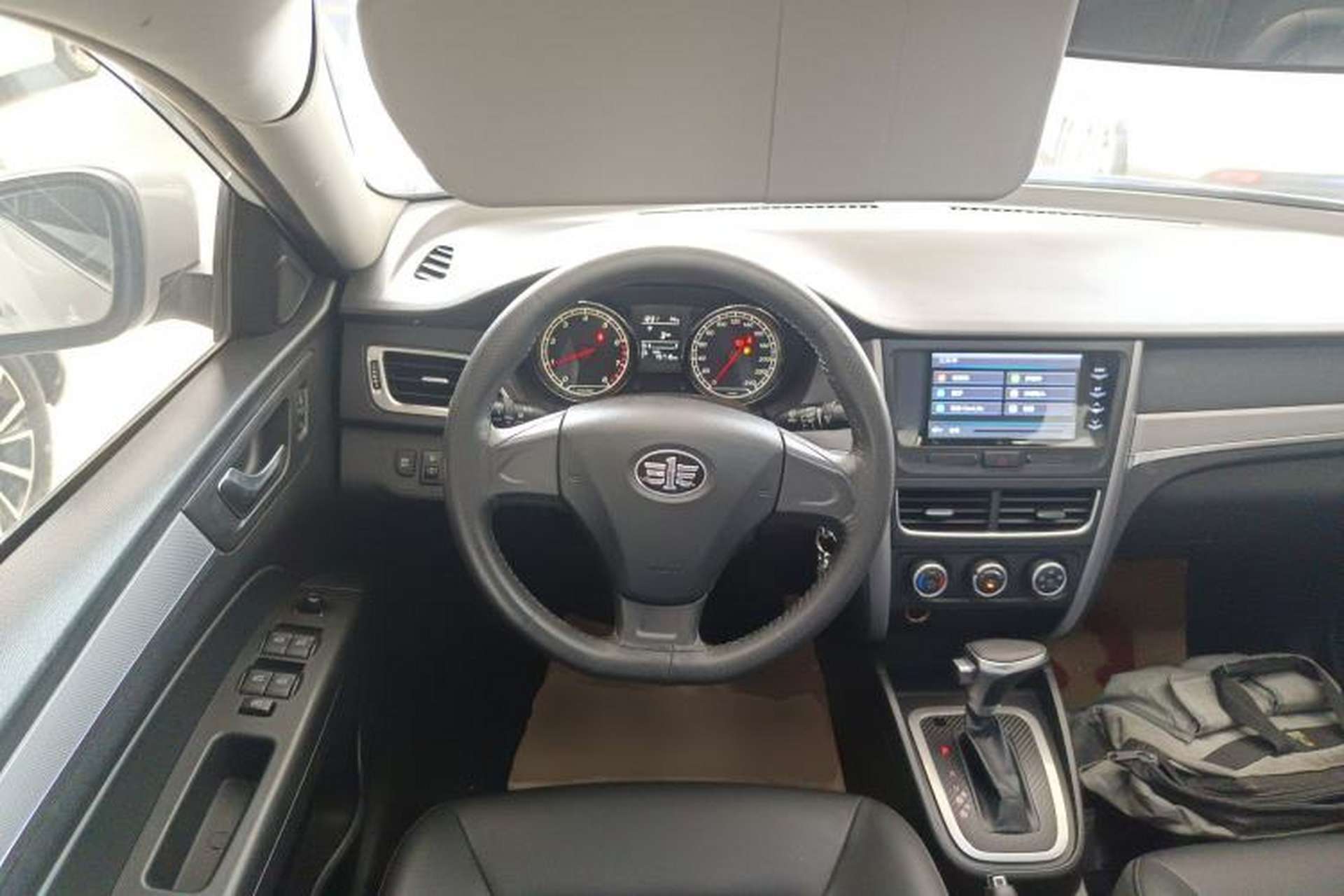 Used Bestune B30 2019 1.6L Automatic Comfort Model Steering Wheel