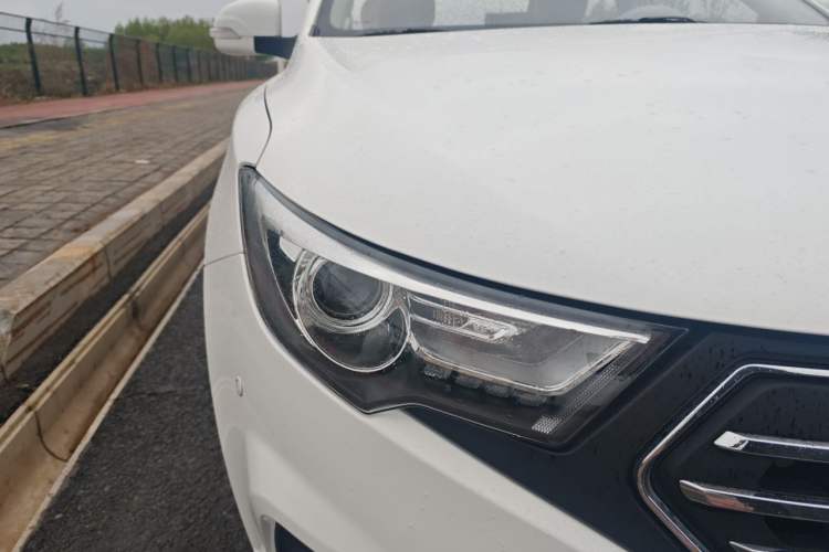 Used Bestune B30EV 2018 Comfort Model Right Front Headlight