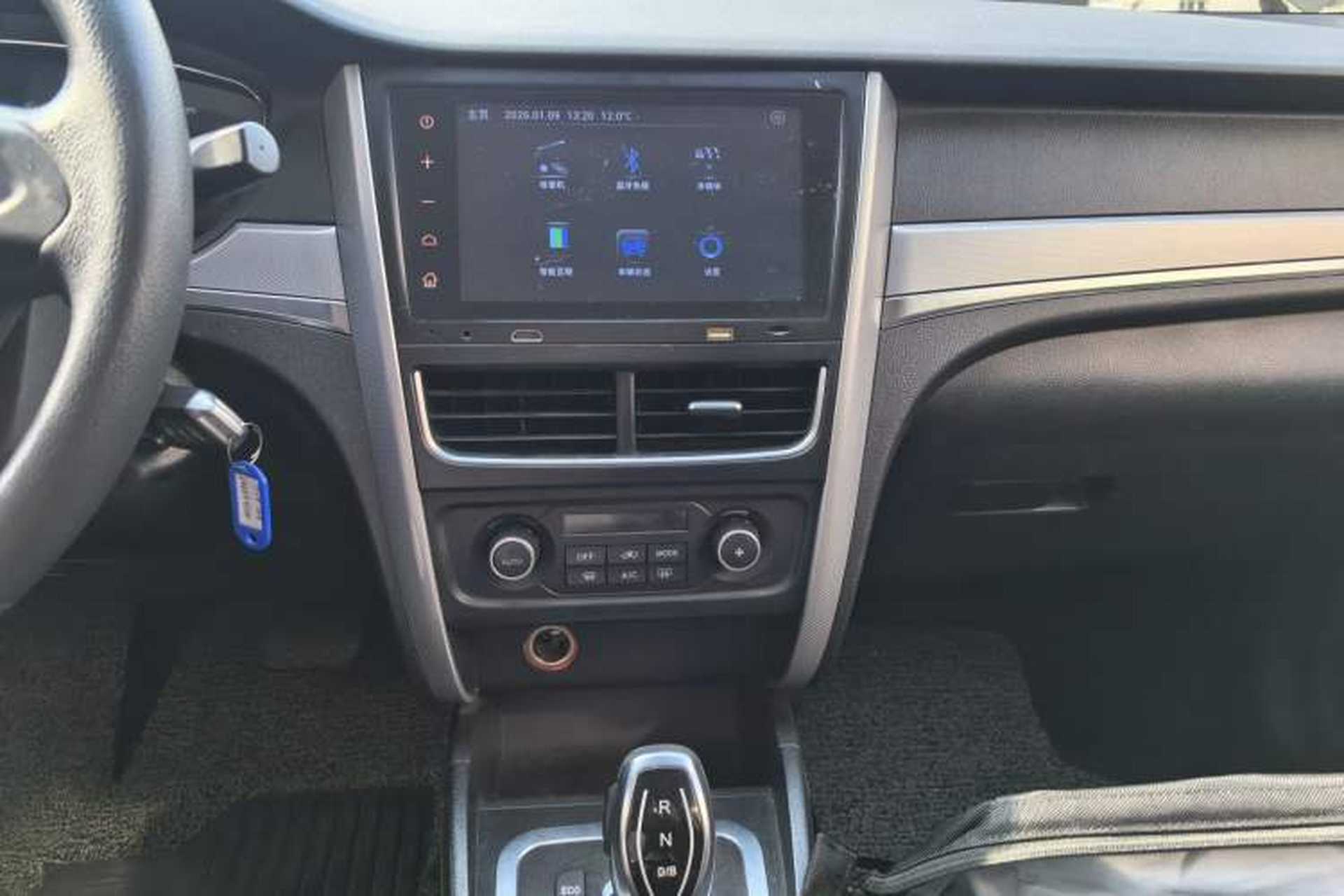 Used Bestune B30EV 2019 EV400 Audio And AC Panel