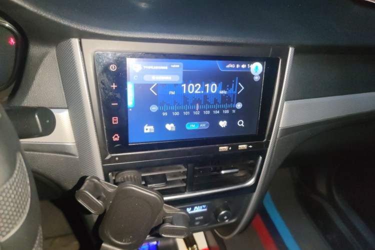 Used Bestune B30EV 2019 EV400 Audio And AC Panel