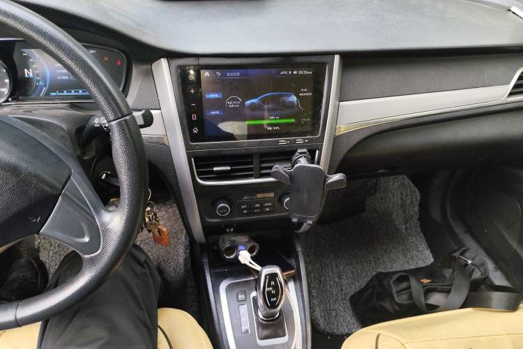 Used Bestune B30EV 2019 EV400 Audio And AC Panel