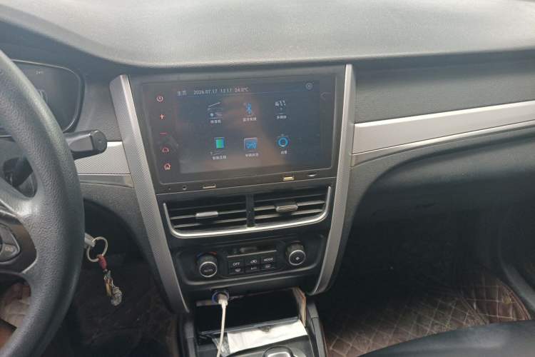 Used Bestune B30EV 2019 EV400 Audio And AC Panel