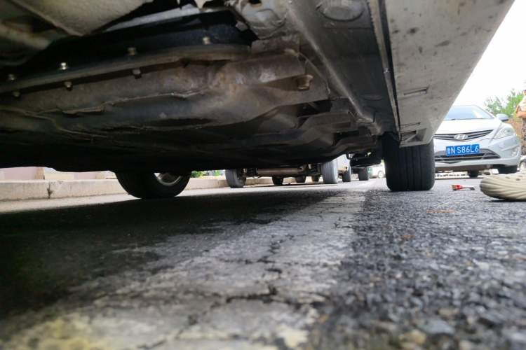 Used Bestune B30EV 2019 EV400 Chassis Front Left