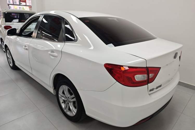 Used Bestune B30EV 2019 EV400 Exterior 2