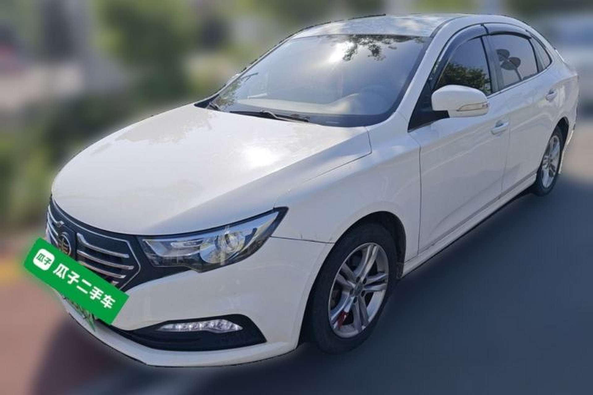 Used Bestune B30EV 2019 EV400 Front Left 45 Deg