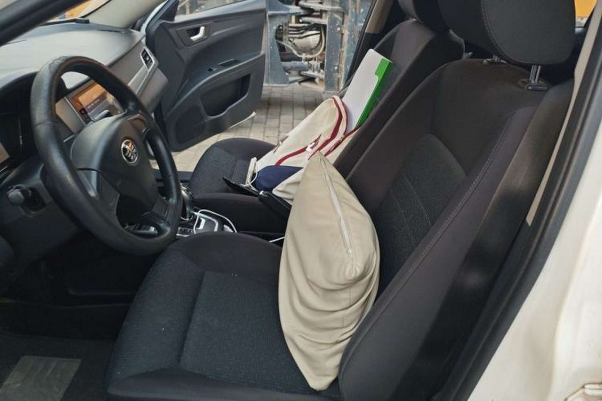 Used Bestune B30EV 2019 EV400 Left Front Seat
