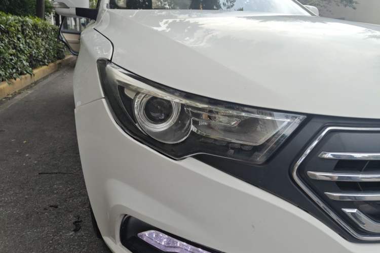 Used Bestune B30EV 2019 EV400 Right Front Headlight