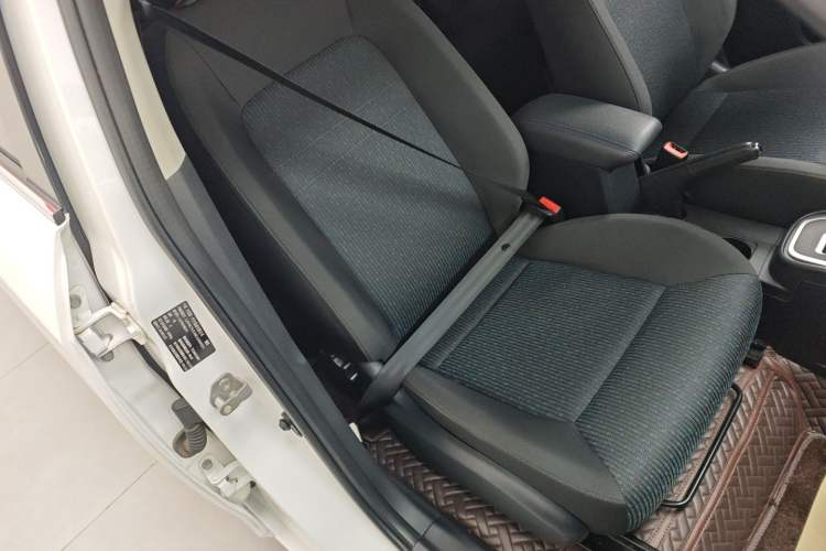 Used Bestune B30EV 2019 EV400 Right Front Seat
