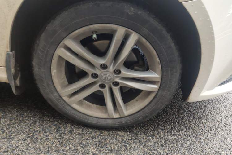 Used Bestune B30EV 2019 EV400 Right Front Wheel Hub